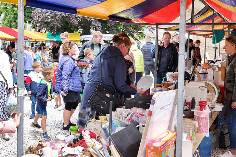 Rommelmarkt 2022 Waarder_215